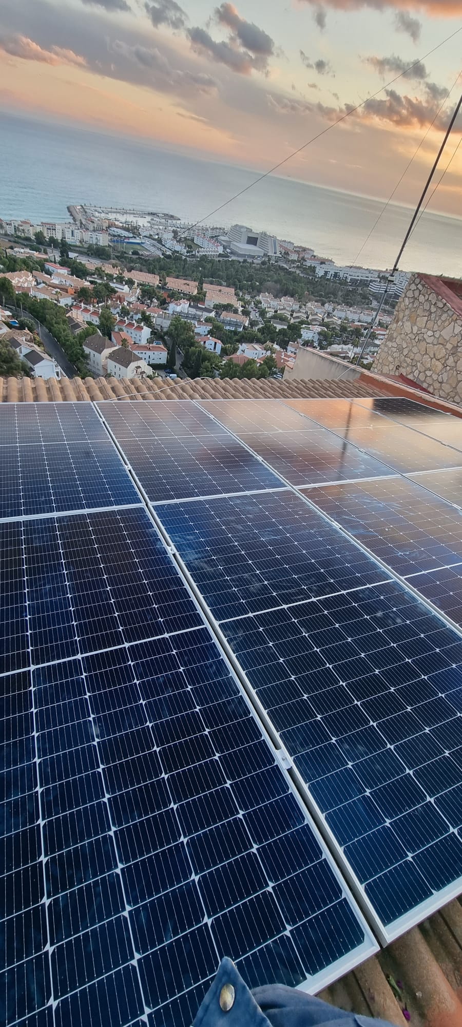 Paneles solares por ASSA Instalaciones